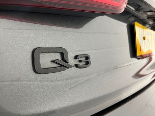 Used Audi Q3 2017 for sale - 76210491: Photo 21