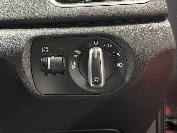 Used Audi Q3 2017 for sale - 76210491: Photo 31