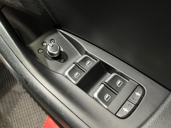 Used Audi Q3 2017 for sale - 76210491: Photo 32