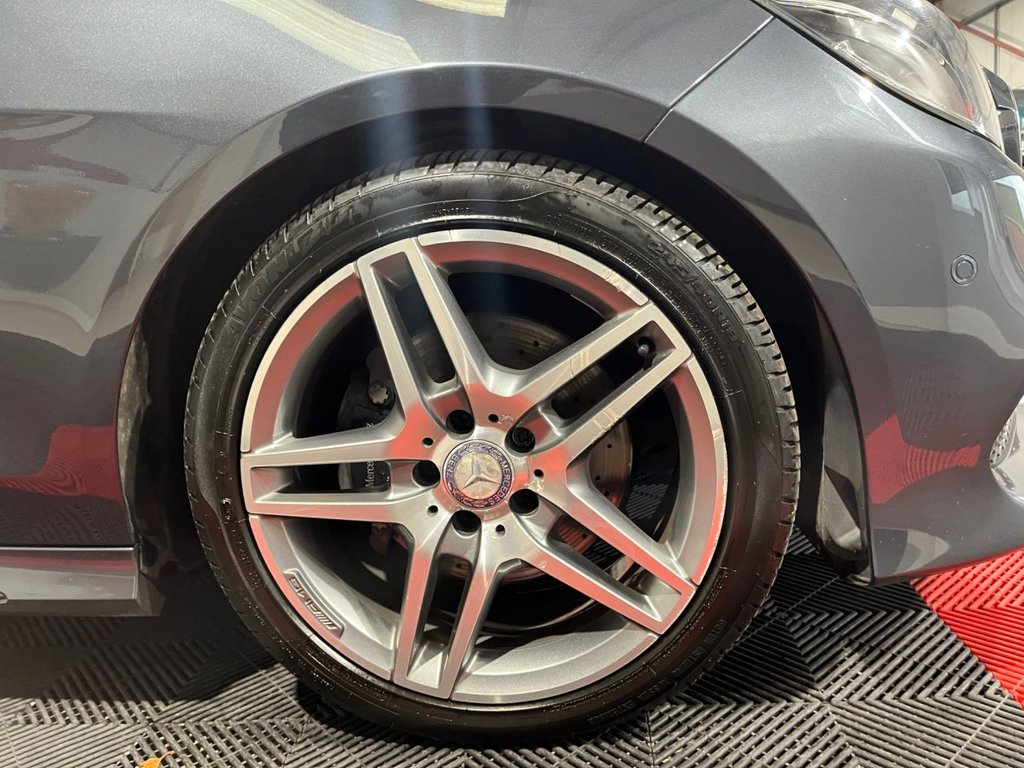 Used Mercedes-Benz E Class 2013 for sale - 76429829: Photo 11