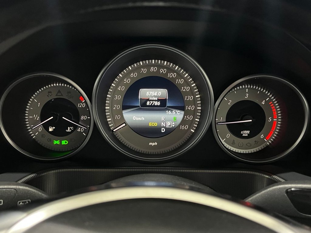 Used Mercedes-Benz E Class 2013 for sale - 76429829: Photo 29