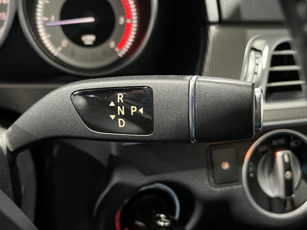 Used Mercedes-Benz E Class 2013 for sale - 76429829: Photo 32