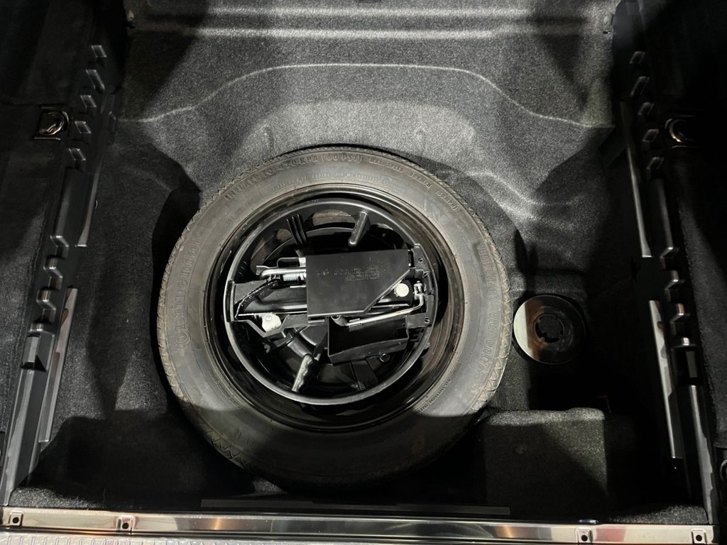 Used Mercedes-Benz E Class 2013 for sale - 76429829: Photo 48