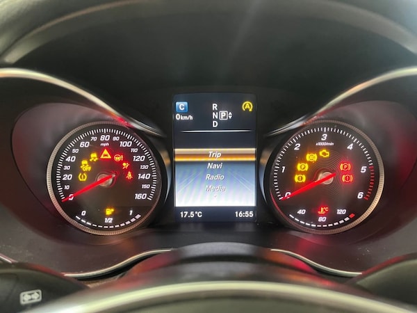 Used Mercedes-Benz C Class 2015 for sale - 75728316: Photo 21