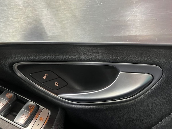 Used Mercedes-Benz C Class 2015 for sale - 75728316: Photo 35