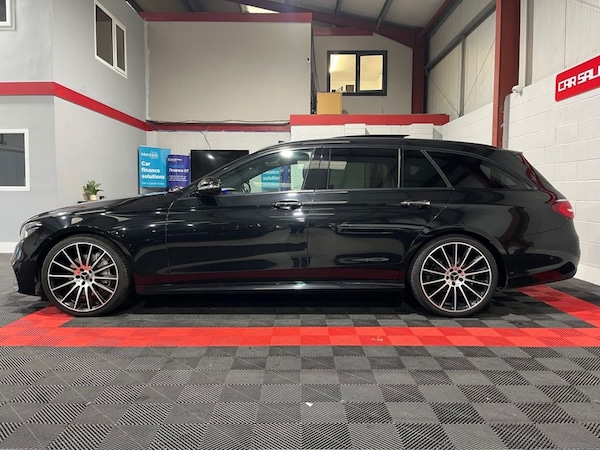 Used Mercedes-Benz E Class 2020 for sale - 76267387: Photo 11