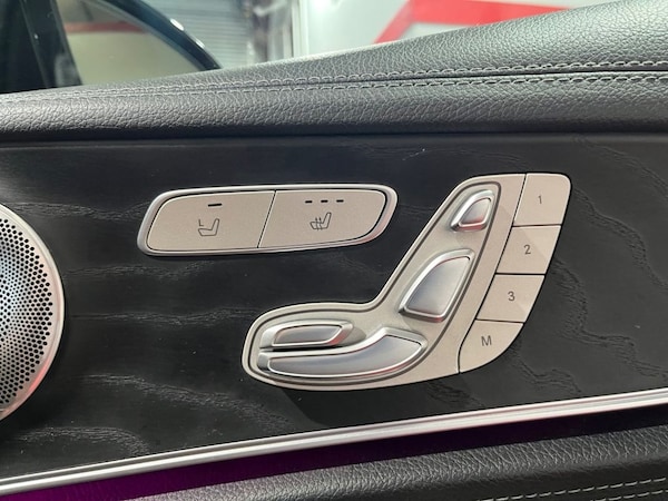 Used Mercedes-Benz E Class 2020 for sale - 76267387: Photo 30