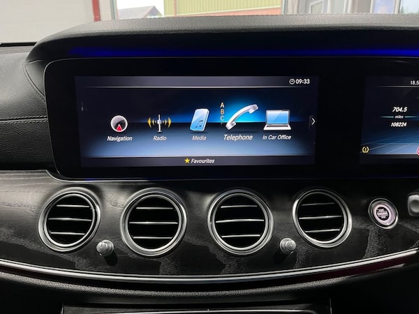Used Mercedes-Benz E Class 2020 for sale - 76267387: Photo 46