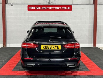 Used Mercedes-Benz E Class 2020 for sale - 76267387: Photo 4