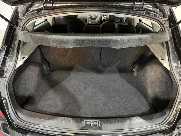 Used Nissan Qashqai 2012 for sale - 76185569: Photo 31