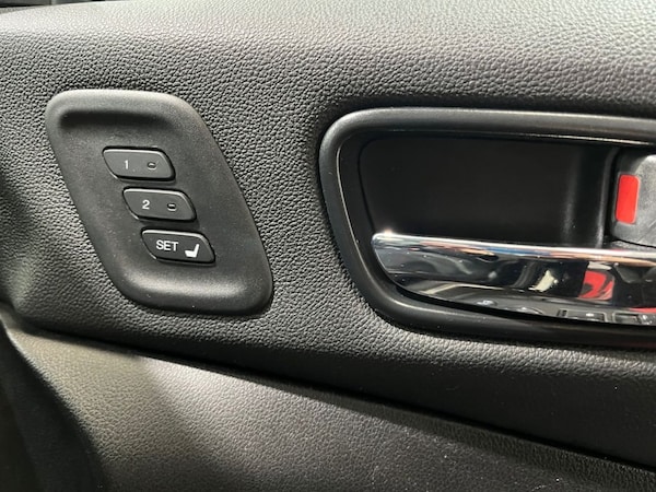 Used Honda CR-V 2015 for sale - 76210485: Photo 24