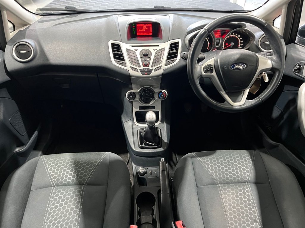 Used Ford Fiesta 2011 for sale - 76345760: Photo 14