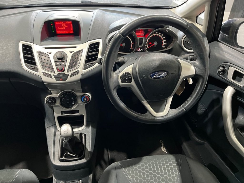 Used Ford Fiesta 2011 for sale - 76345760: Photo 15