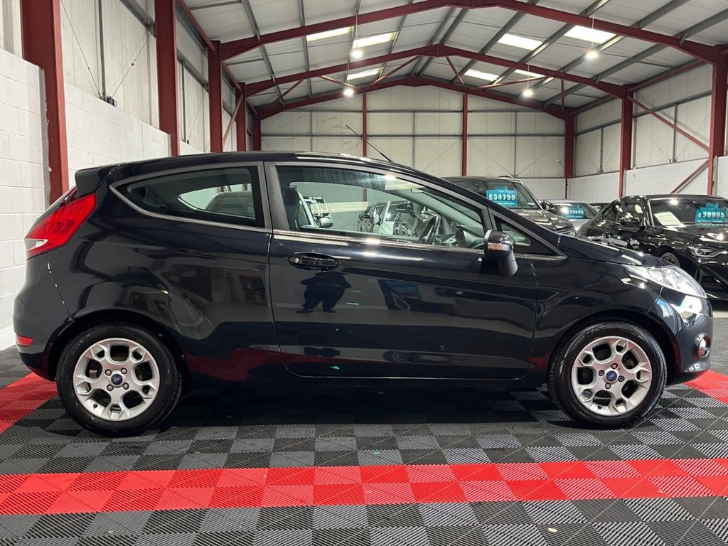 Used Ford Fiesta 2011 for sale - 76345760: Photo 8