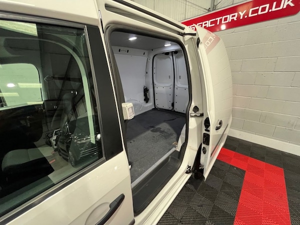 Used Volkswagen Caddy 2020 for sale - 75728241: Photo 32