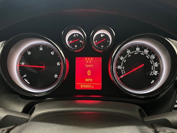 Used Vauxhall Zafira 2014 for sale - 76256664: Photo 32