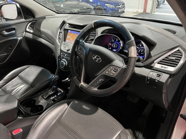 Used Hyundai Santa Fe 2014 for sale - 76256326: Photo 16