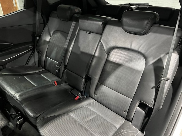 Used Hyundai Santa Fe 2014 for sale - 76256326: Photo 22