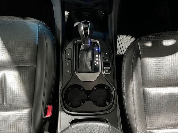 Used Hyundai Santa Fe 2014 for sale - 76256326: Photo 26