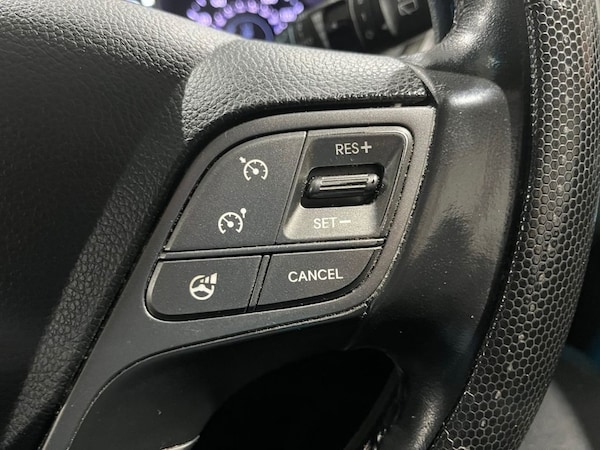 Used Hyundai Santa Fe 2014 for sale - 76256326: Photo 32