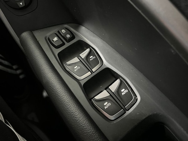 Used Hyundai Santa Fe 2014 for sale - 76256326: Photo 35