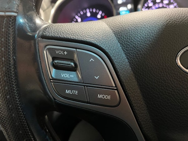 Used Hyundai Santa Fe 2014 for sale - 76256326: Photo 38