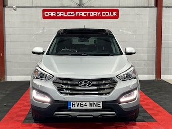 Used Hyundai Santa Fe 2014 for sale - 76256326: Photo 3