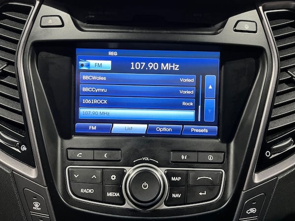 Used Hyundai Santa Fe 2014 for sale - 76256326: Photo 43