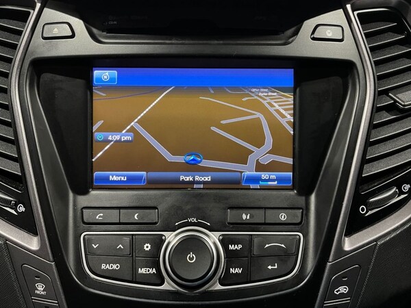 Used Hyundai Santa Fe 2014 for sale - 76256326: Photo 46