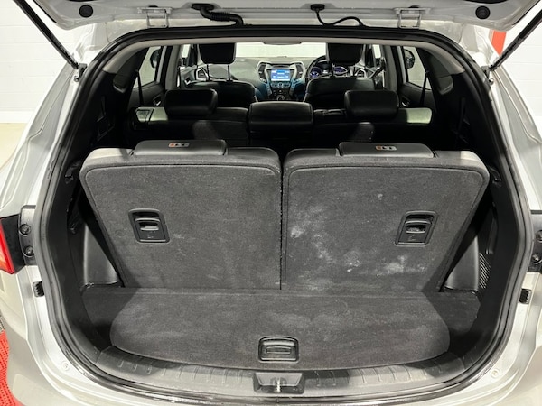 Used Hyundai Santa Fe 2014 for sale - 76256326: Photo 48