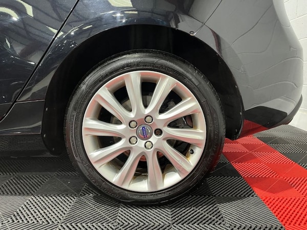 Used Volvo V40 2015 for sale - 76267118: Photo 12
