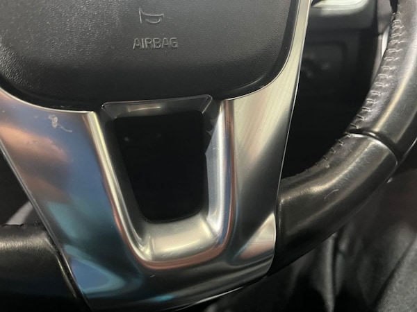Used Volvo V40 2015 for sale - 76267118: Photo 30