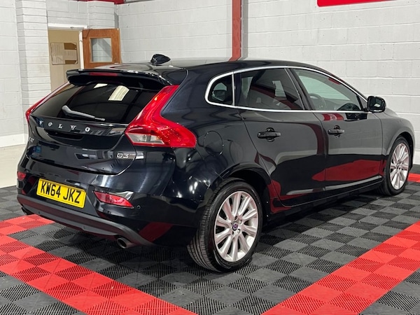 Used Volvo V40 2015 for sale - 76267118: Photo 44