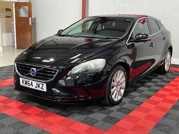 Used Volvo V40 2015 for sale - 76267118: Photo 4