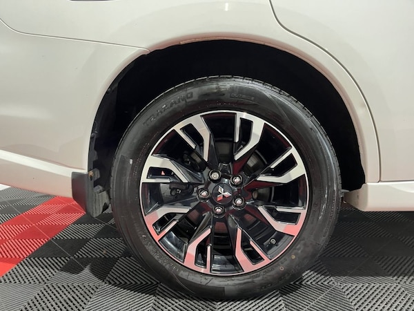 Used Mitsubishi Outlander 2018 for sale - 76210502: Photo 10