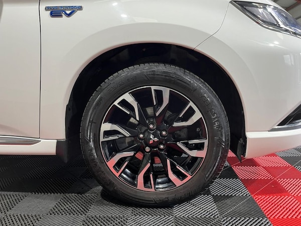 Used Mitsubishi Outlander 2018 for sale - 76210502: Photo 11