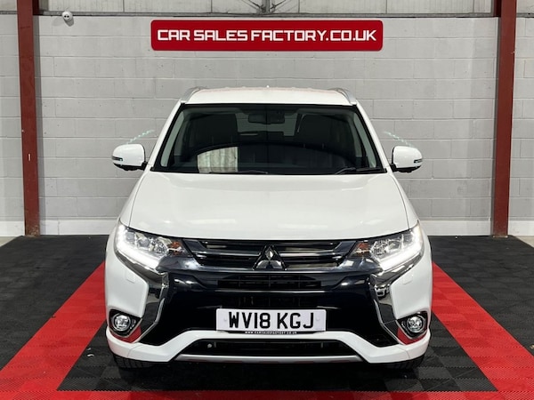Used Mitsubishi Outlander 2018 for sale - 76210502: Photo 2