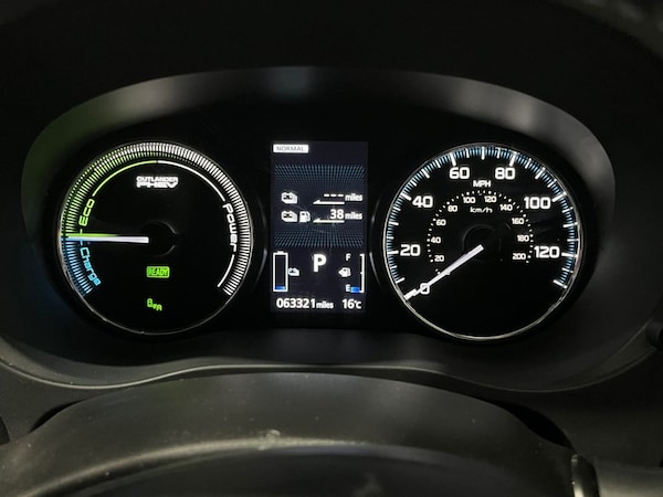 Used Mitsubishi Outlander 2018 for sale - 76210502: Photo 30