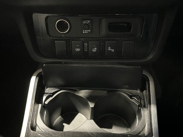 Used Mitsubishi Outlander 2018 for sale - 76210502: Photo 33