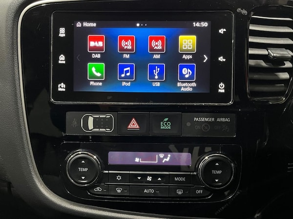 Used Mitsubishi Outlander 2018 for sale - 76210502: Photo 37