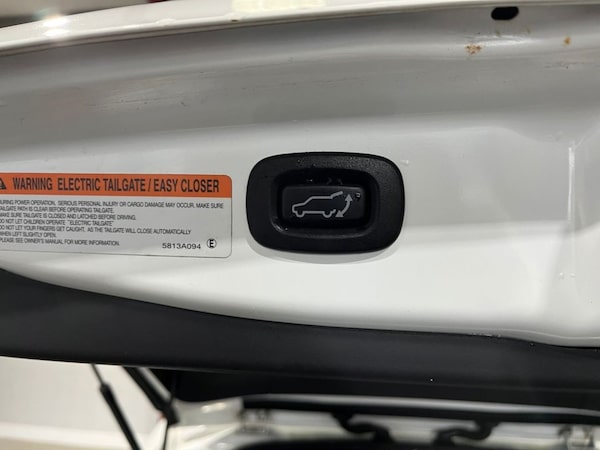Used Mitsubishi Outlander 2018 for sale - 76210502: Photo 44