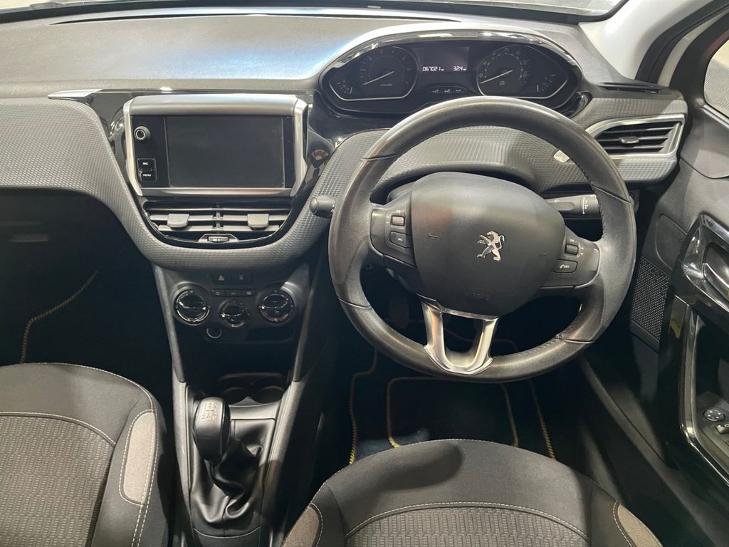 Used Peugeot 208 2016 for sale - 76345151: Photo 27