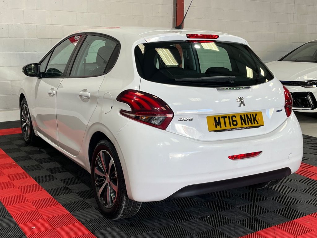Used Peugeot 208 2016 for sale - 76345151: Photo 5