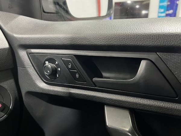 Used Volkswagen Caddy 2018 for sale - 75728216: Photo 23