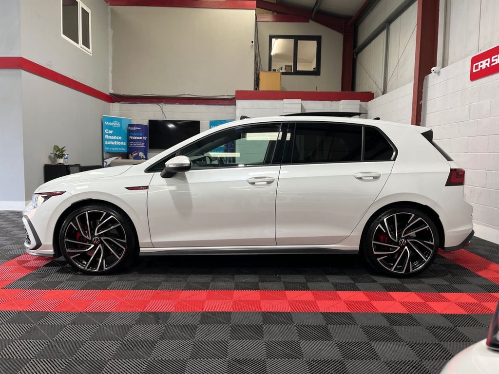 Used Volkswagen Golf 2020 for sale - 76106062: Photo 10