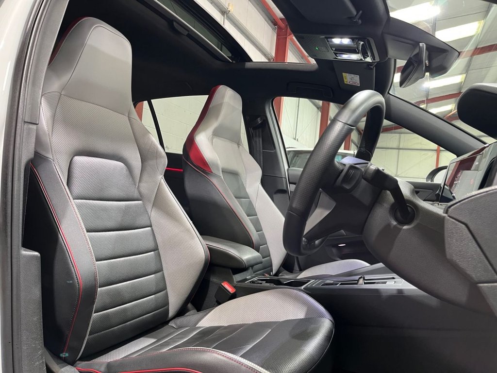 Used Volkswagen Golf 2020 for sale - 76106062: Photo 22