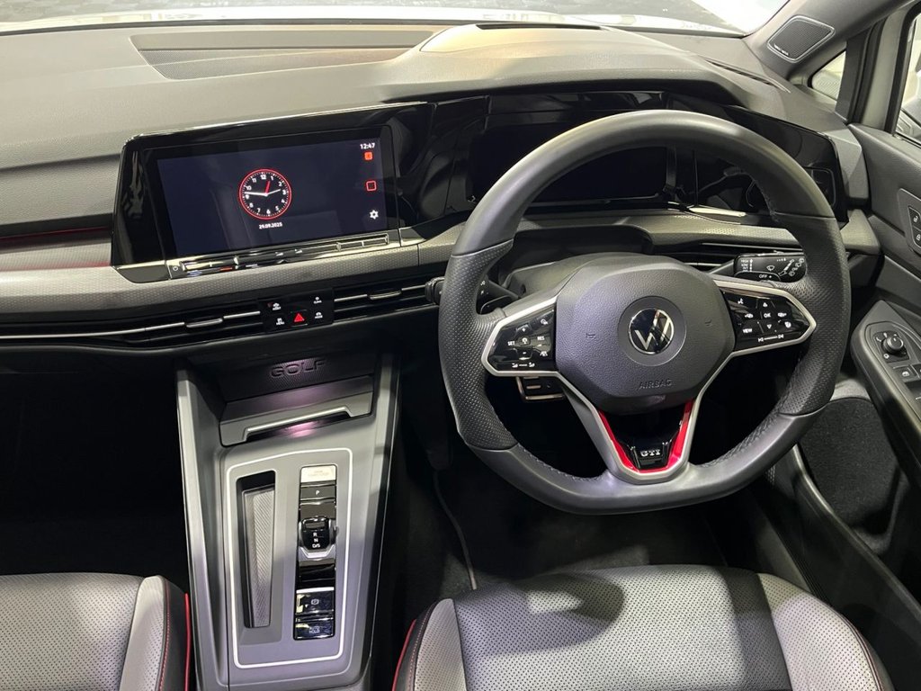 Used Volkswagen Golf 2020 for sale - 76106062: Photo 29
