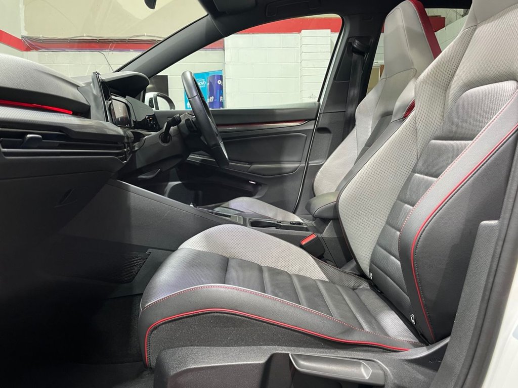 Used Volkswagen Golf 2020 for sale - 76106062: Photo 30