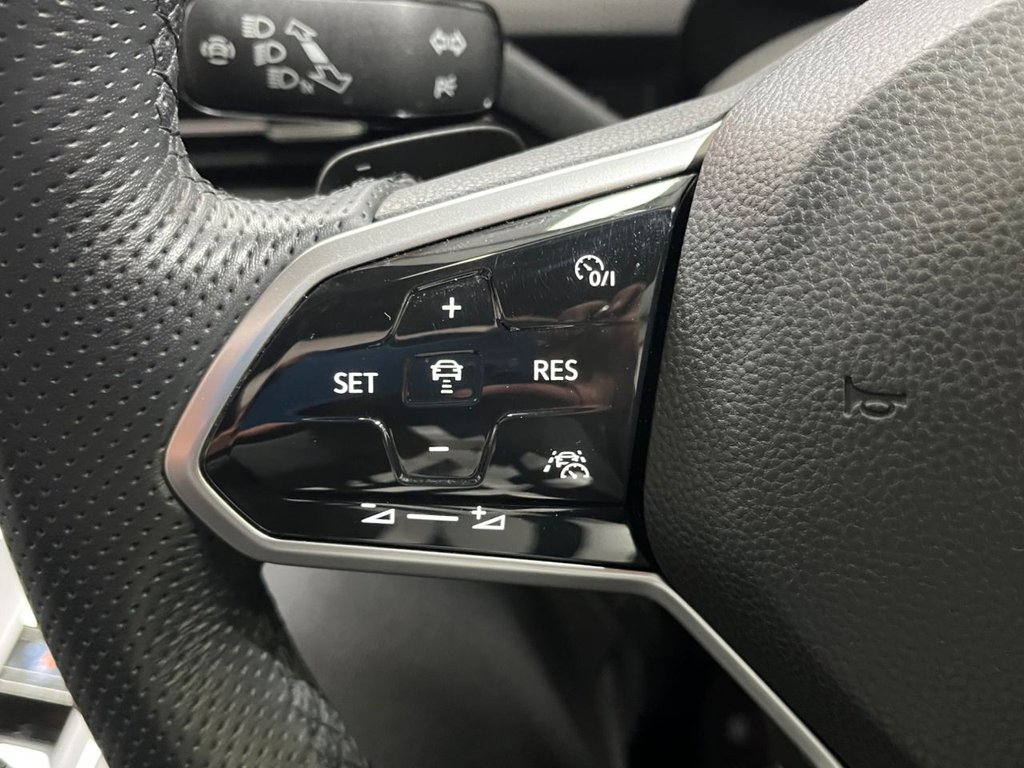 Used Volkswagen Golf 2020 for sale - 76106062: Photo 33