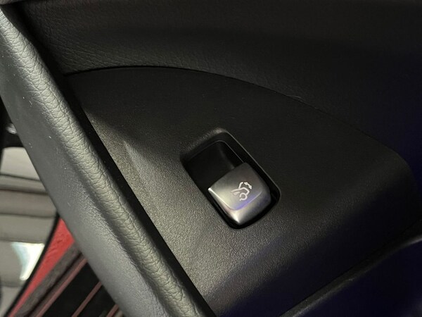 Used Mercedes-Benz E Class 2020 for sale - 75728160: Photo 33